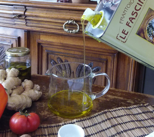 Olio dalle fresche note olfattivo-gustative con un giusto rapporto qualità-prezzo